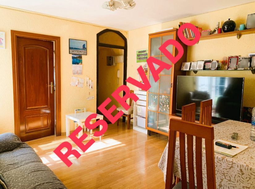 Habitación de Piso en venta en Badalona con Aire acondicionado y Calefacción