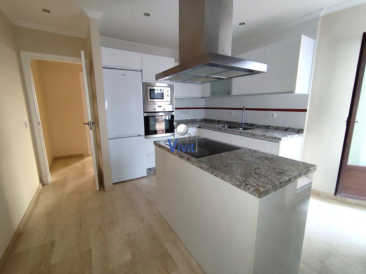 Kitchen of Flat for sale in Alcalá de Guadaira  with Air Conditioner and Balcony