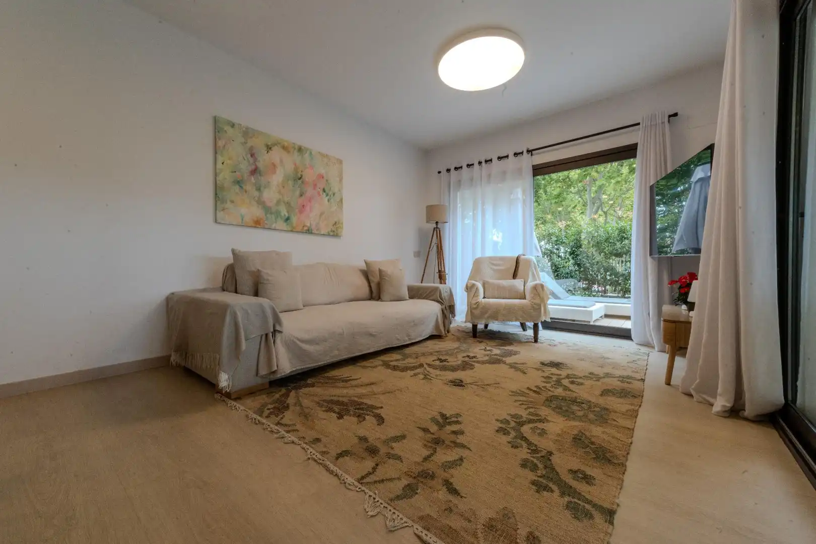 Sala d'estar de Planta baixa de lloguer en Castell d'Aro, Platja d'Aro i s'Agaró amb Aire condicionat, Calefacció i Jardí privat