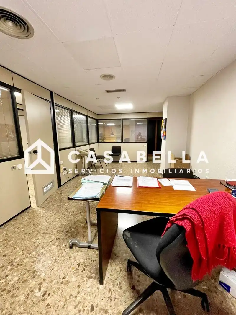 Büro zur Miete in Arquitecto Mora, Mestalla