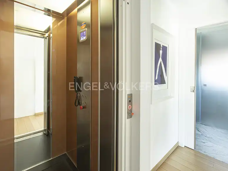 Casa o xalet en venda en Gijón  amb Calefacció, Terrassa i Traster