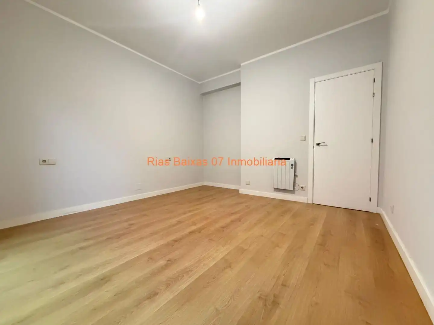 Bedroom of Flat for sale in Vigo   with Heating and Terrace