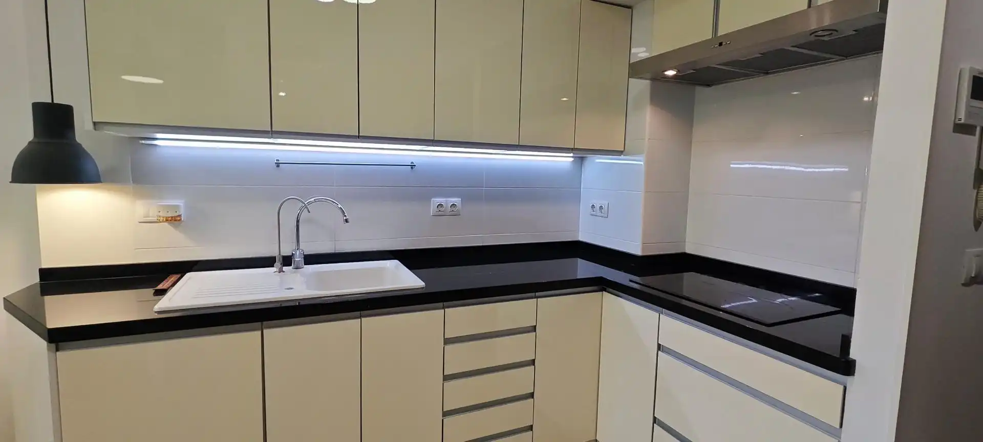 Kitchen of Apartments for sale in Alicante / Alacant  with Air Conditioner, Private garden and Storage room
