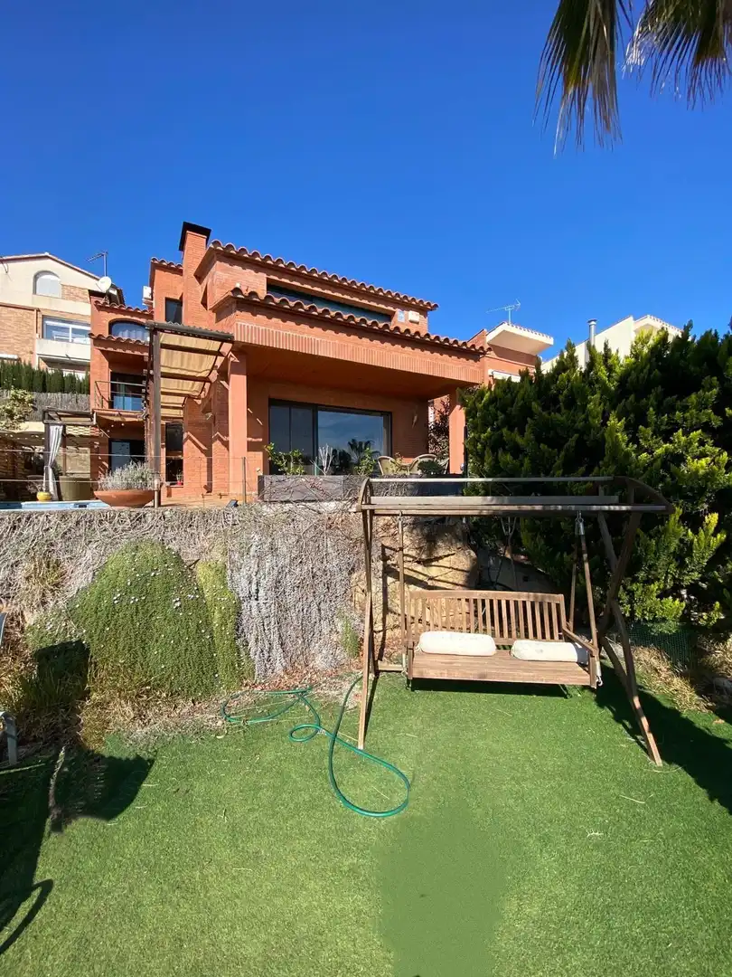 Casa amb piscina en venda a Canet de Mar, imagen 5