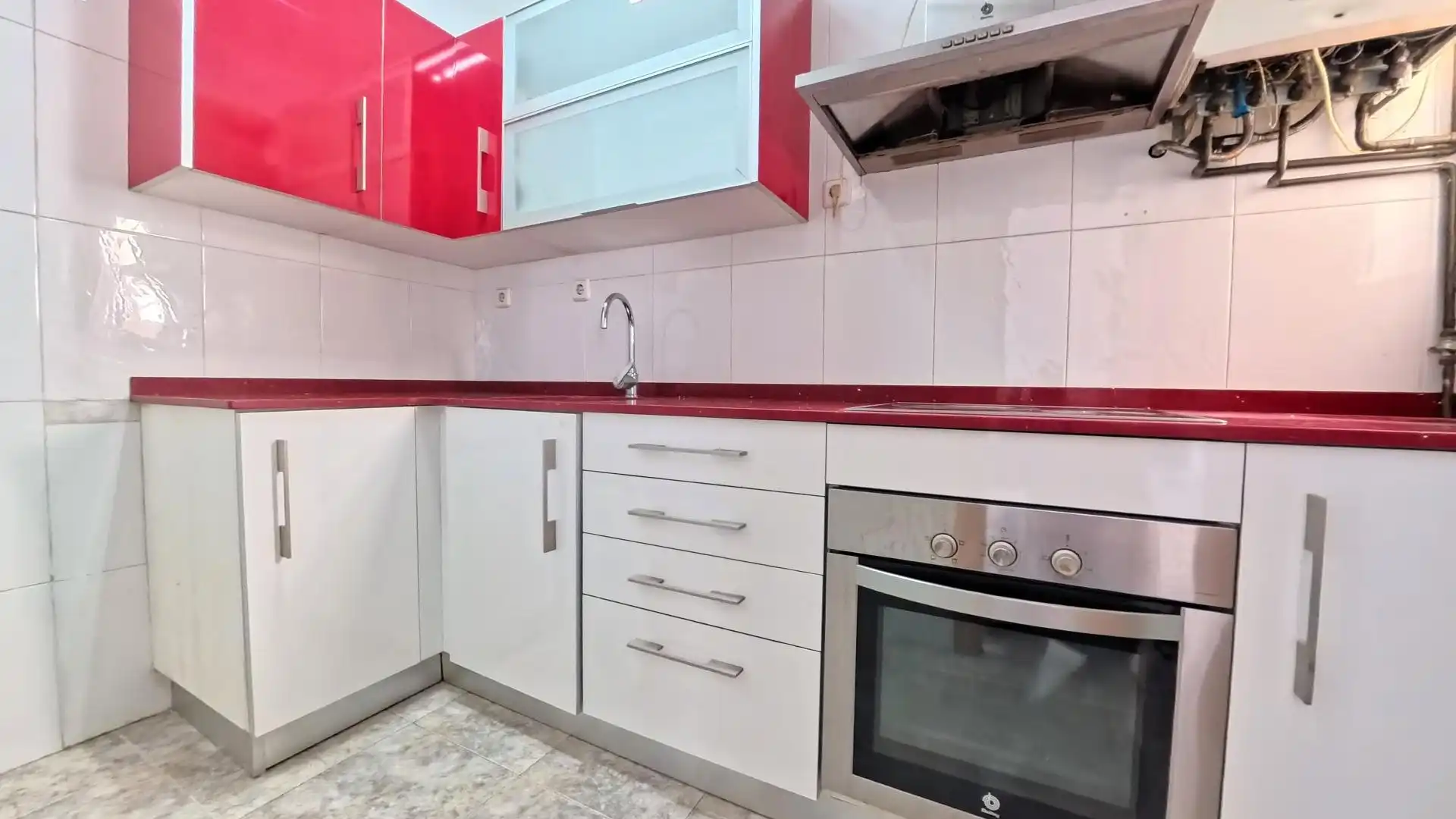 Cocina de Ático en venta en Barcelona con Calefacción, Terraza y Alarma