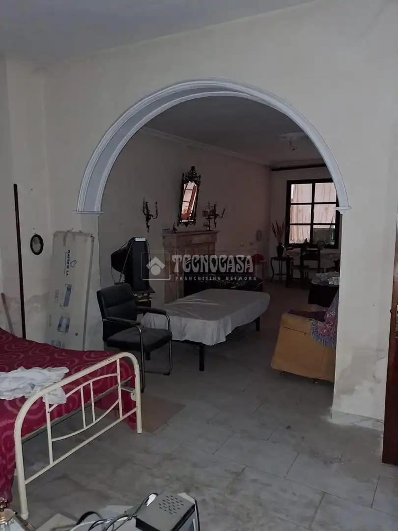 Casa amb terrassa en venda a Baeza, imagen 4