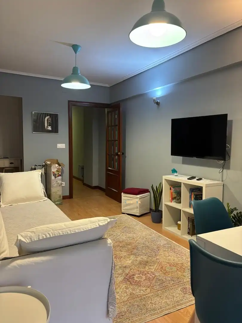 Sala de estar de Piso de alquiler en Vigo  con Calefacción, Amueblado y Balcón