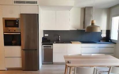 Cuina de Apartament de lloguer en  Barcelona Capital amb Aire condicionat i Calefacció
