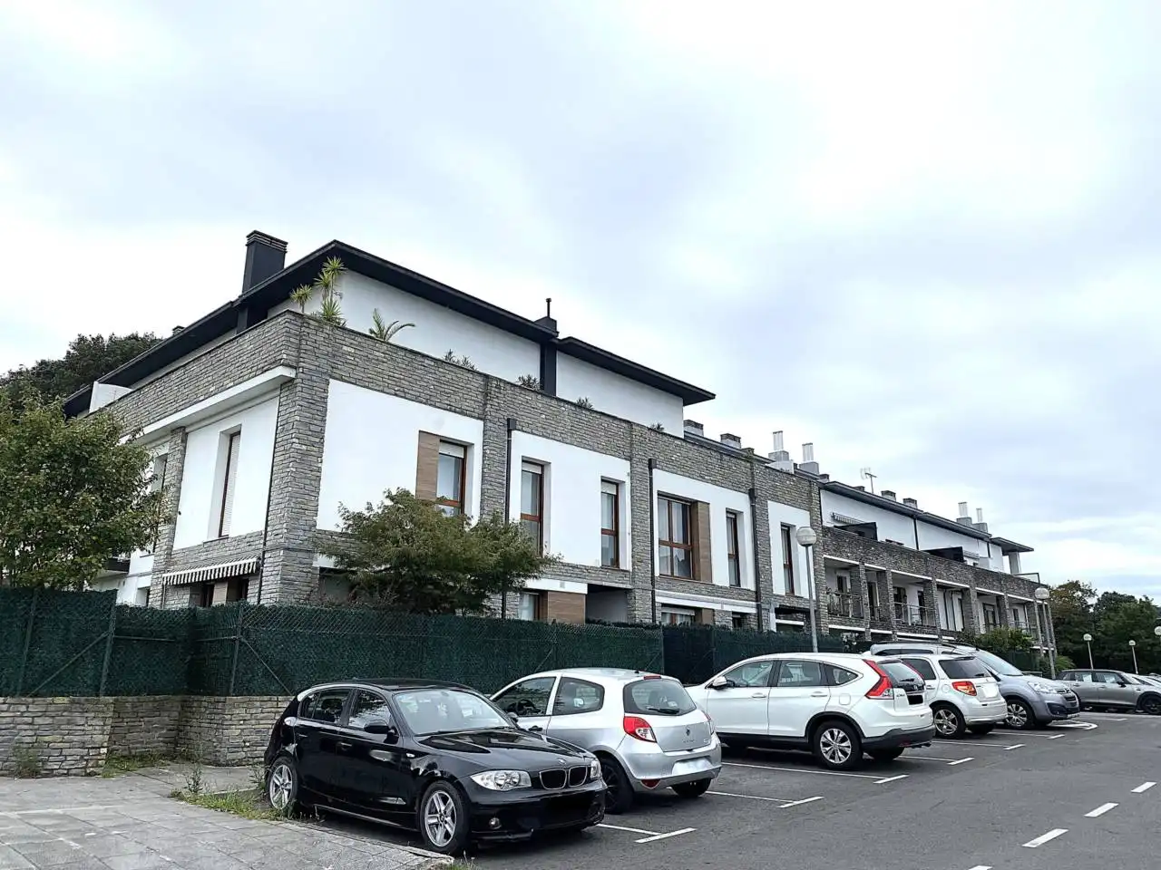 Vista exterior de Piso en venta en Mungia con Calefacción, Parquet y Terraza