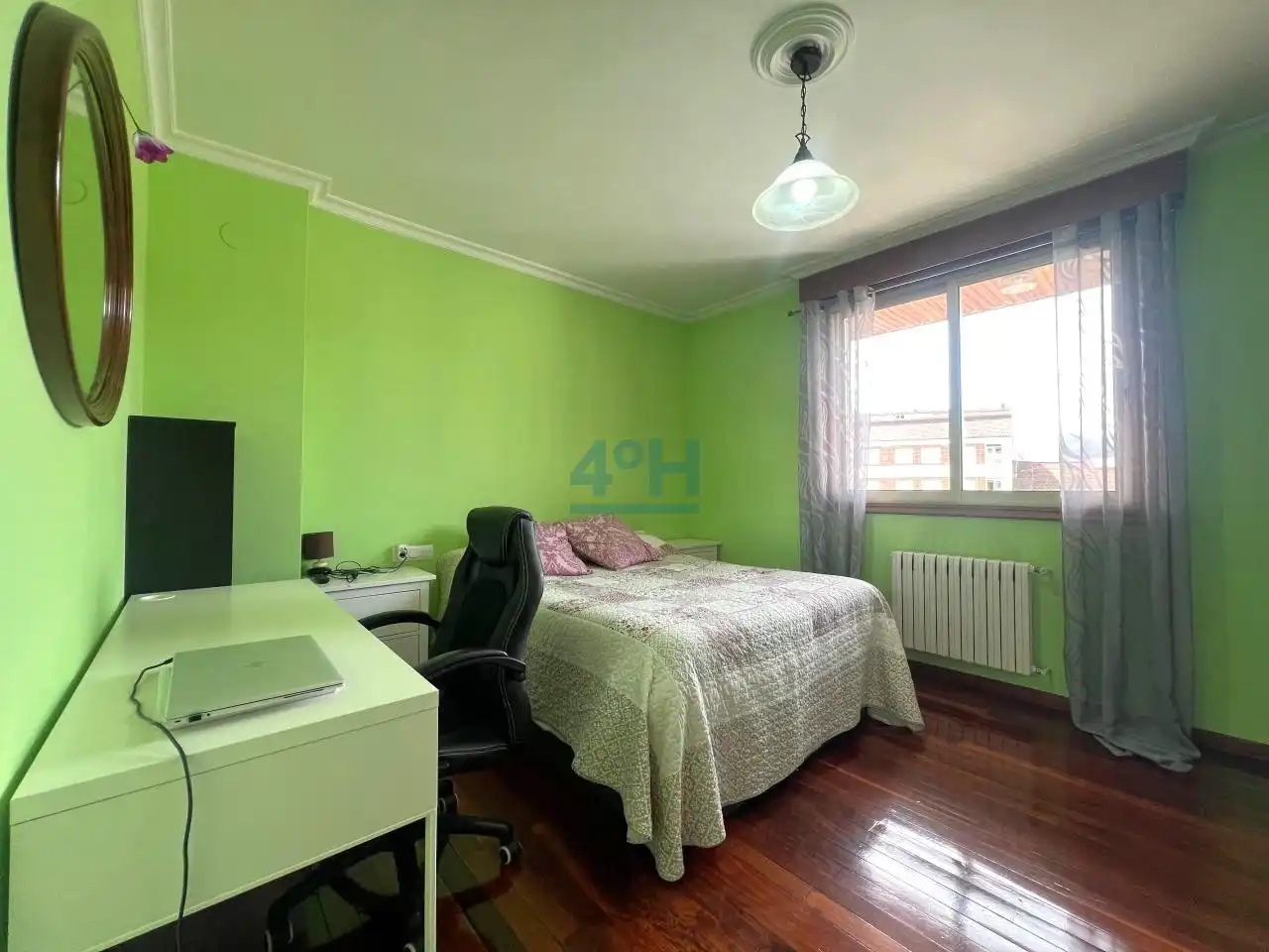 Bedroom of Flat for sale in Ourense Capital   with Heating, Parquet flooring and Storage room