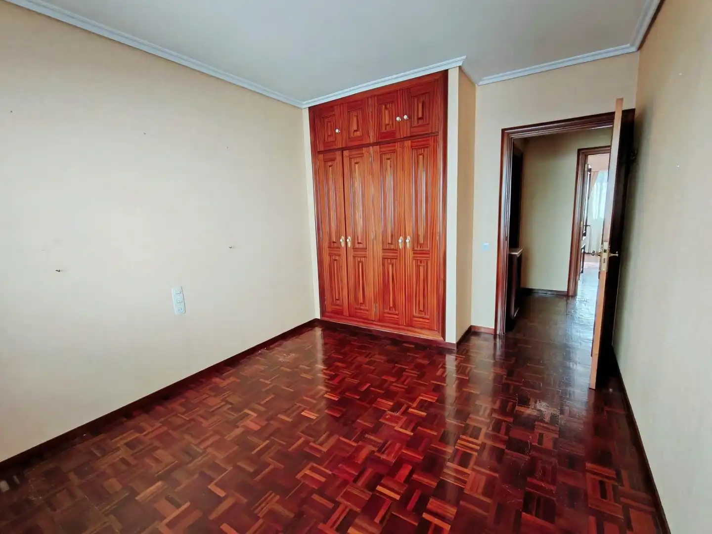 Habitación de Piso en venta en Vigo  con Calefacción y Terraza
