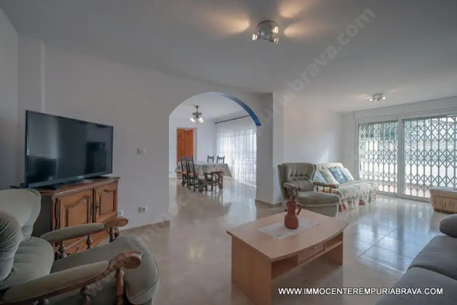 Flat with lift for sale in Nord, imagen 3