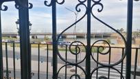 Vista exterior de Pis en venda en El Puerto de Santa María amb Terrassa i Balcó