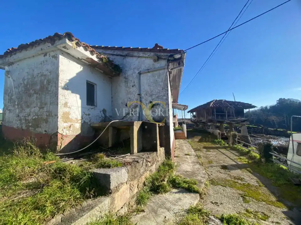 Haus zum Verkauf in San Miguel de Ucio