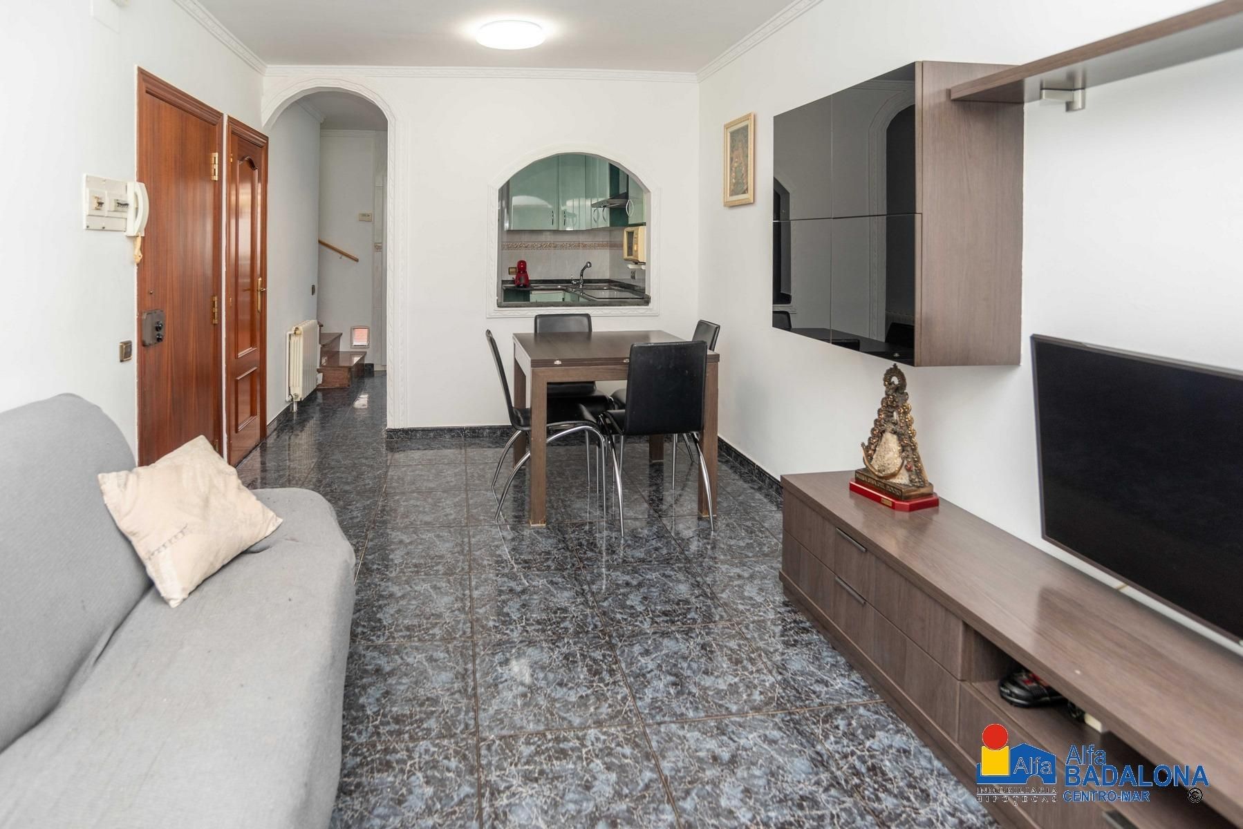 House or chalet for sale in Badalona  with Heating, Terrace and Balcony
