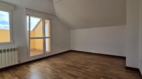 Photo 3 of Apartment for sale in C Pintor Oliva, Campo de la Juventud, Palencia Capital