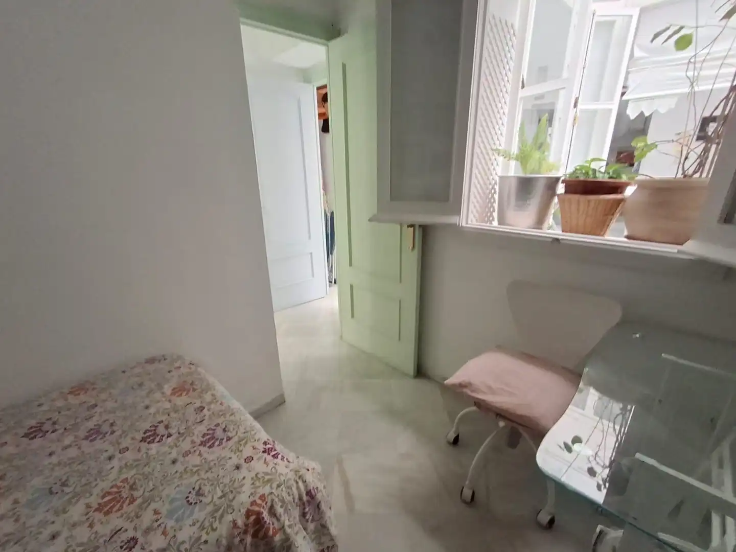 Habitación de Dúplex en venta en Cádiz