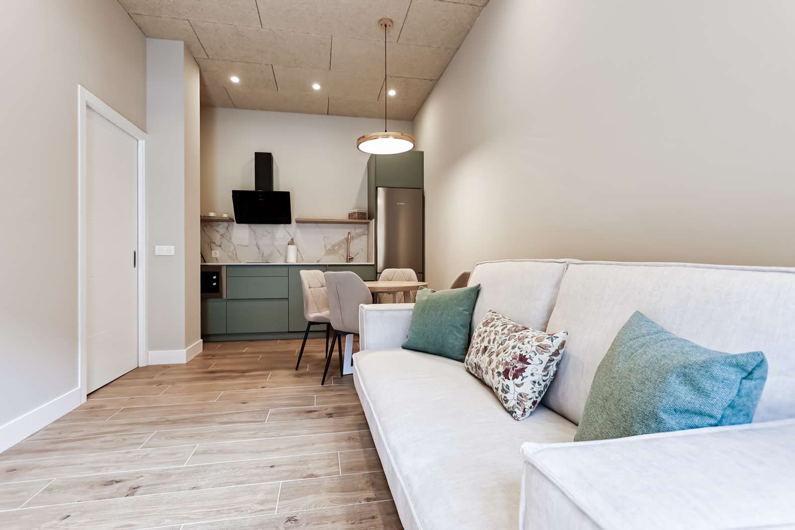 Sala de estar de Apartamento para compartir en Getaria con Aire acondicionado, Calefacción y Terraza