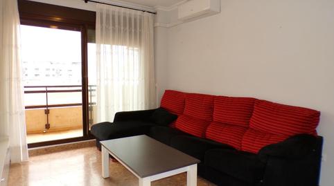 Foto 2 von Wohnung zum Verkauf in Avenida de Abril - 9 de Octubre, Sagunto / Sagunt