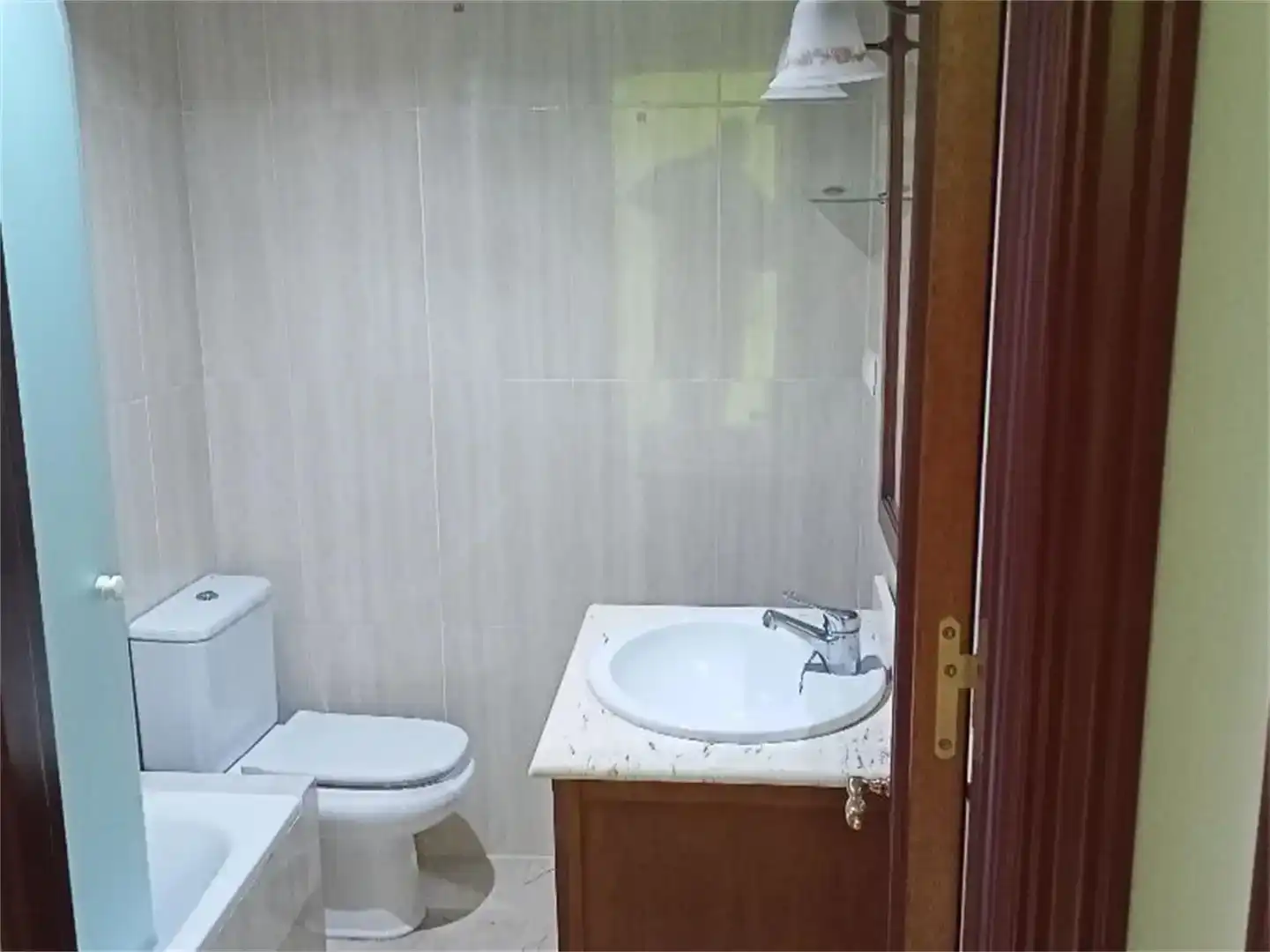 Bany de Pis en venda en Almodóvar del Río amb Aire condicionat