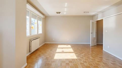 Photo 4 of Flat for sale in Calle de Alonso Saavedra, Costillares,  Madrid Capital