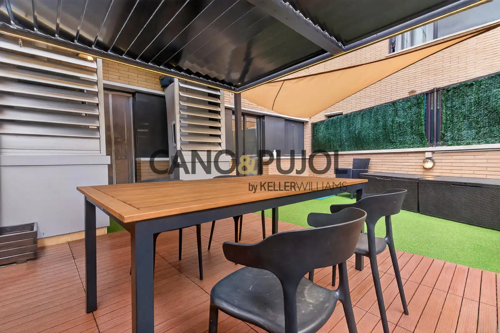 Terrassa de Pis en venda en Montcada i Reixac amb Aire condicionat, Calefacció i Terrassa