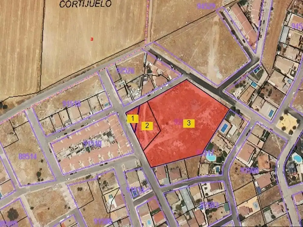 Residential land for sale in Calle MEDITERRANEO