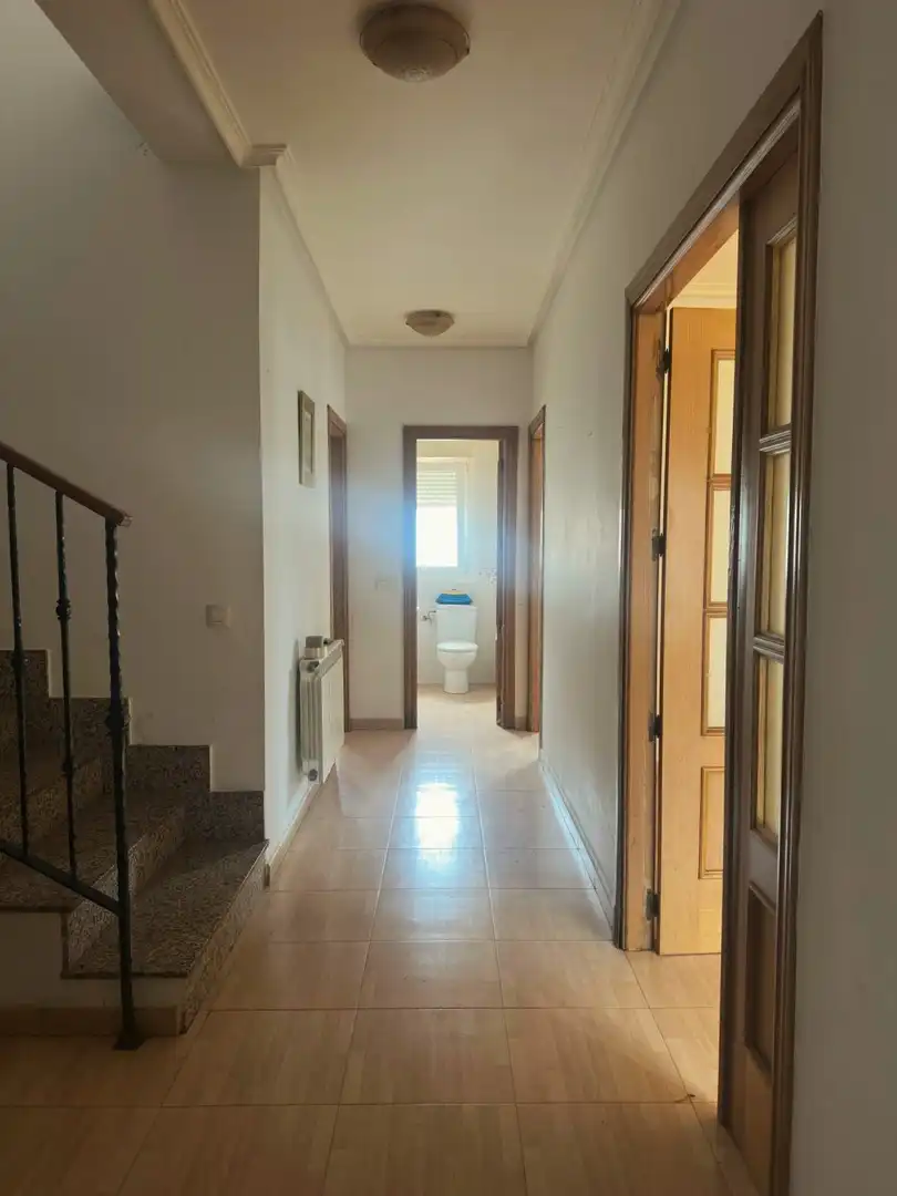 Adossat amb terrassa en venda a Quintanar de la Orden, imagen 10