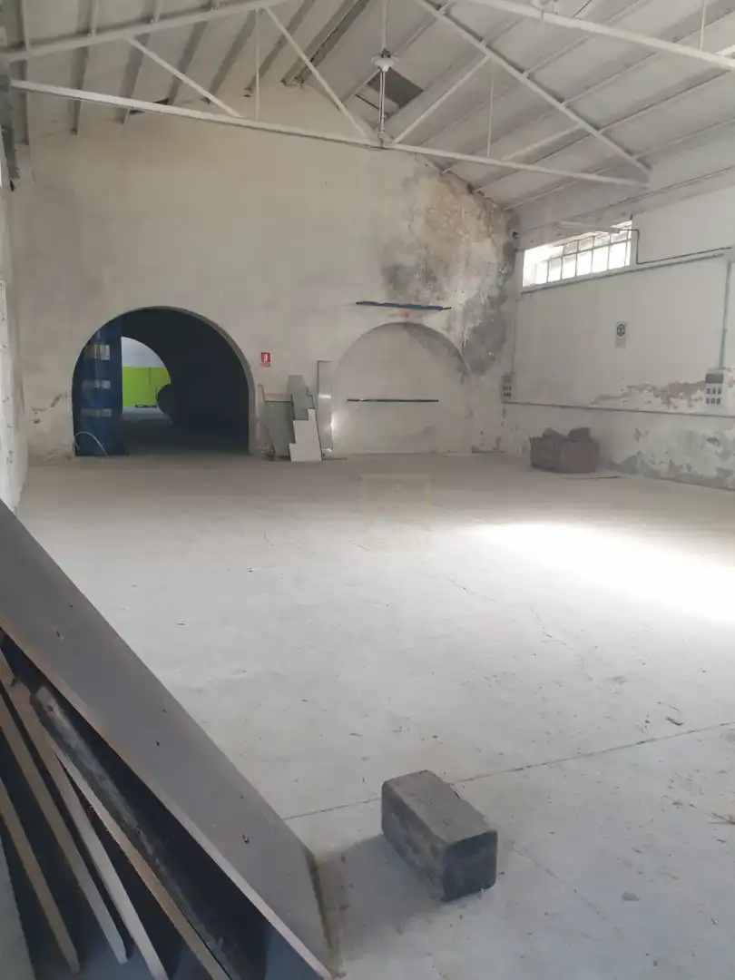 Nau industrial de lloguer en Entrambasaguas