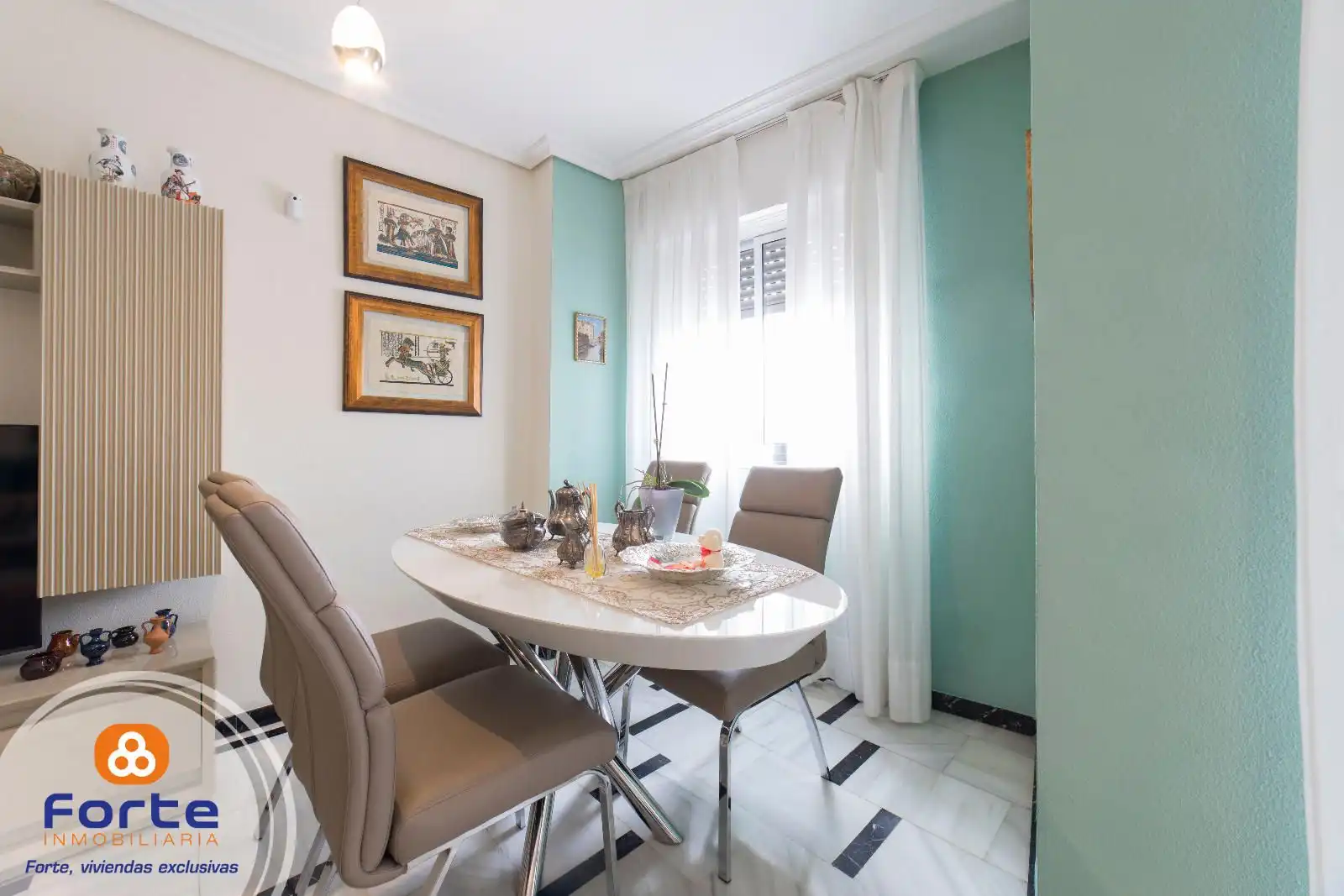 Esszimmer von Wohnung zum Verkauf in Córdoba mit Klimaanlage