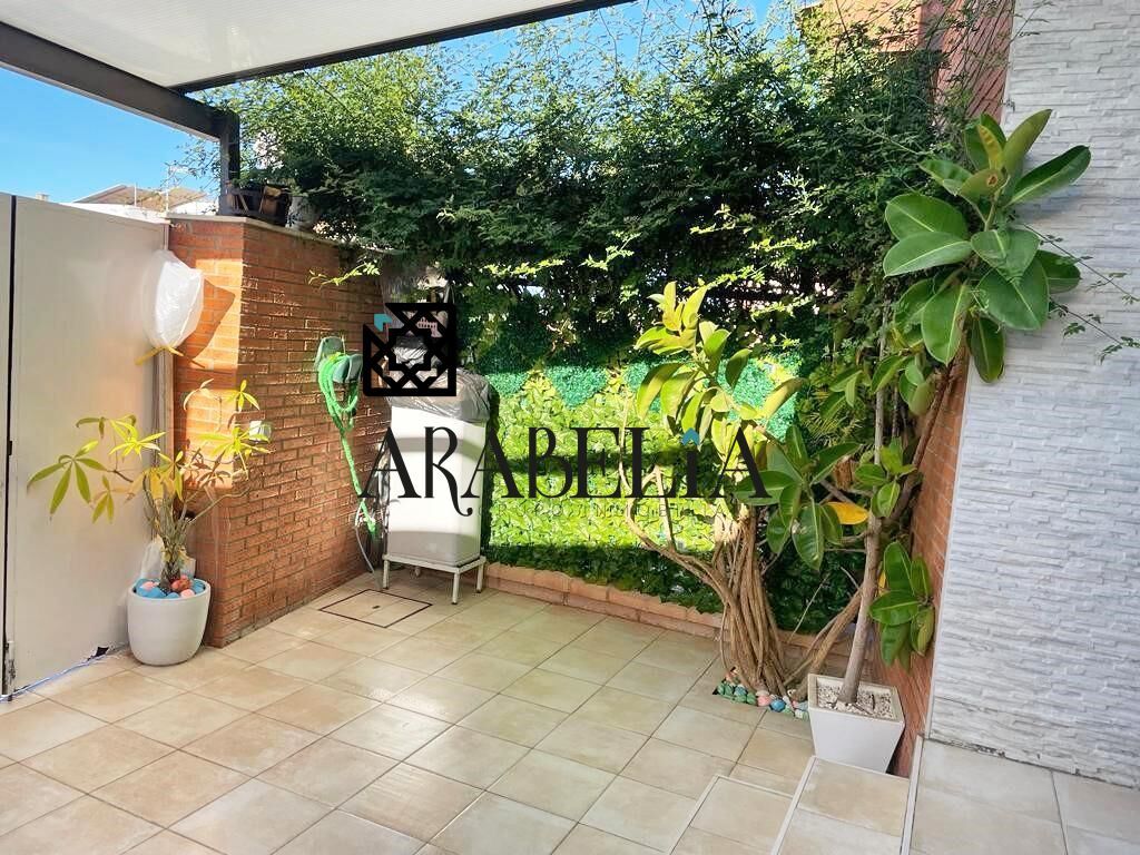 Jardí de Casa o xalet en venda en La Victoria amb Aire condicionat, Calefacció i Piscina