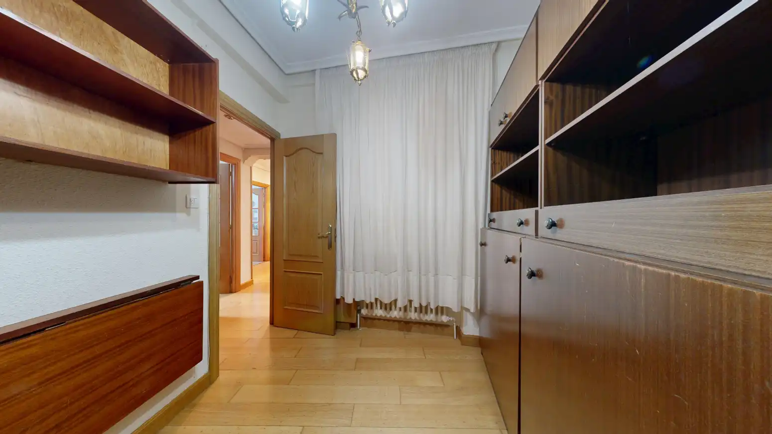 Wohnung zum Verkauf in Tafalla mit Heizung, Abstellraum und Balkon