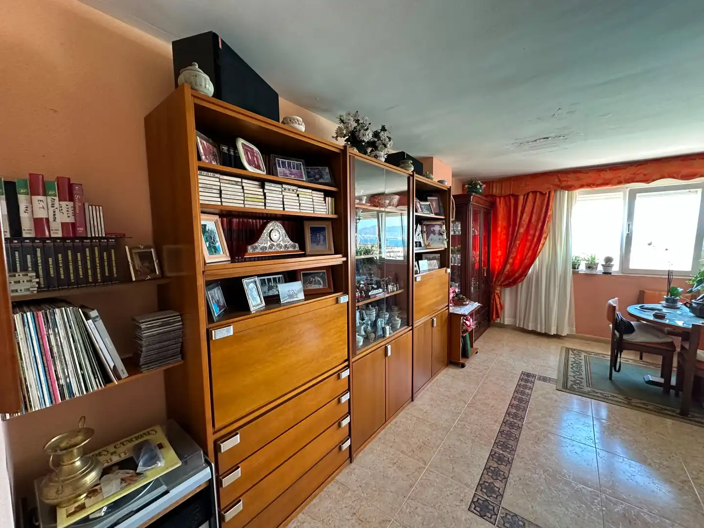 Living room of Flat for sale in La Línea de la Concepción  with Furnished