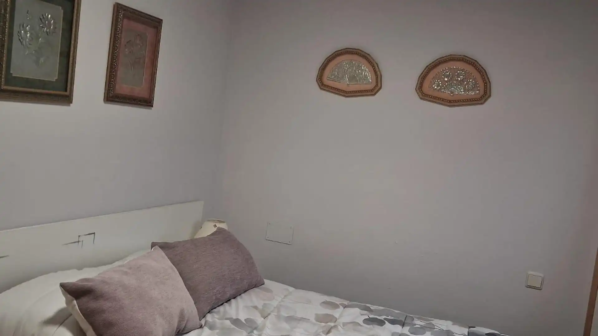 Habitación de Planta baja en venta en Palencia Capital con Calefacción, Parquet y Amueblado