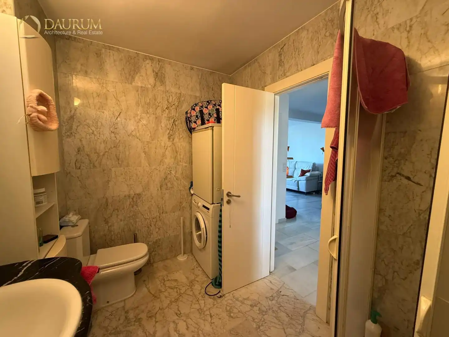 Baño de Piso en venta en Marbella con Aire acondicionado, Calefacción y Terraza