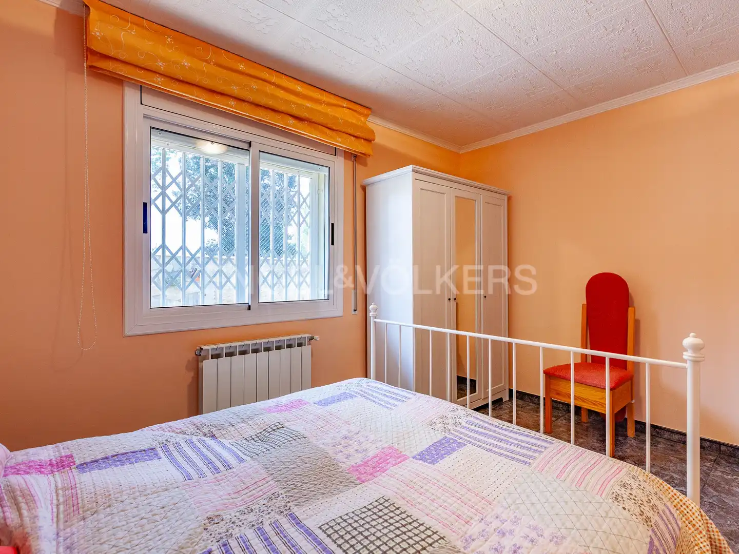 Habitación de Casa o chalet en venta en Terrassa con Aire acondicionado, Calefacción y Terraza