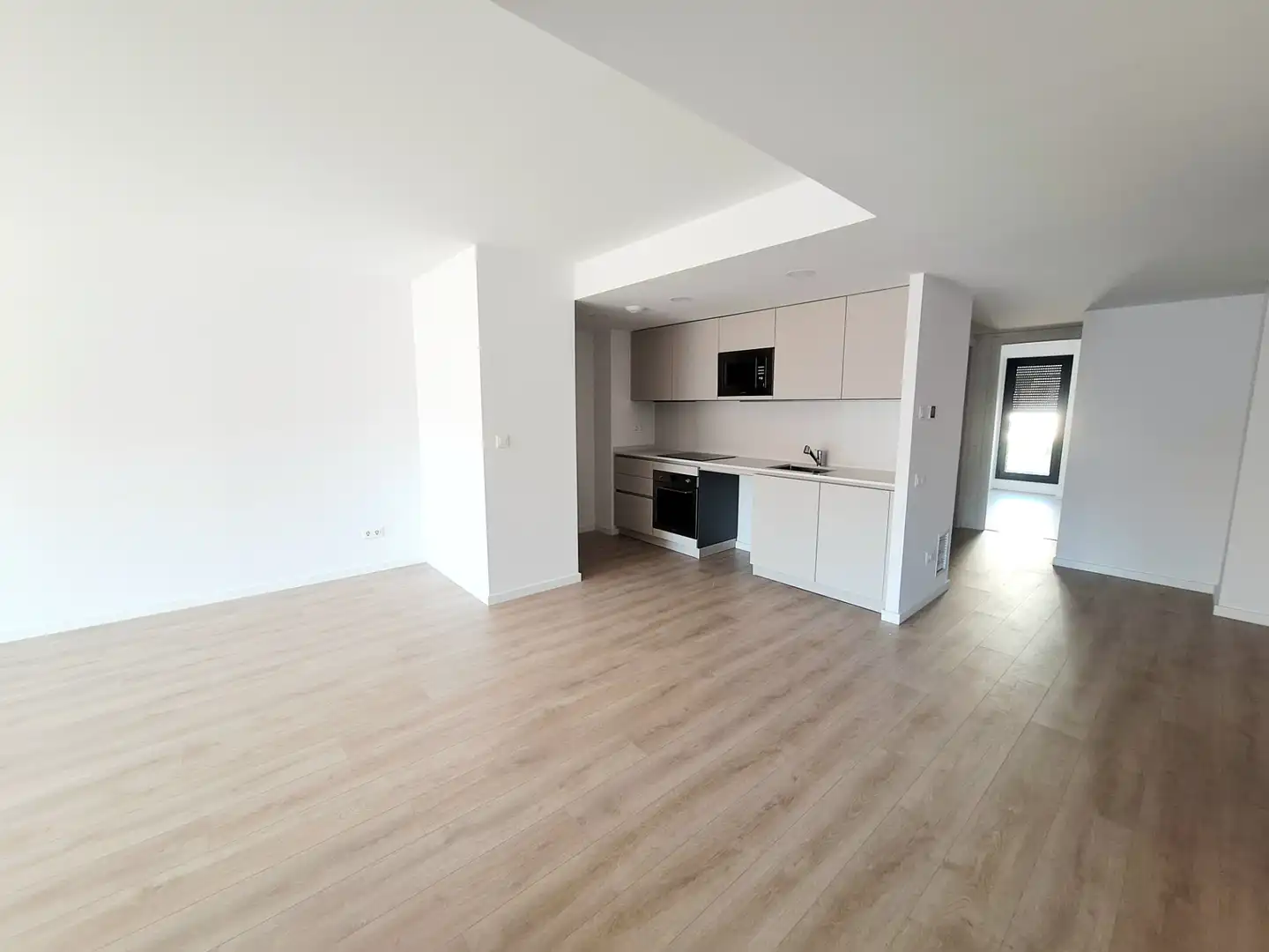 Cuina de Pis en venda en Sant Feliu de Llobregat amb Aire condicionat, Calefacció i Parquet