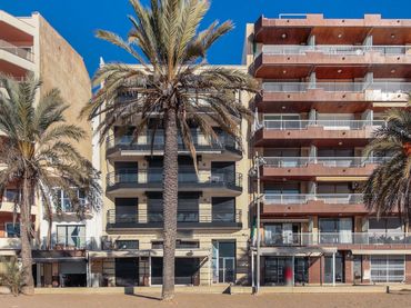 Piso con piscina en venta en Ps/ Maritim de Sant Joan de Deu