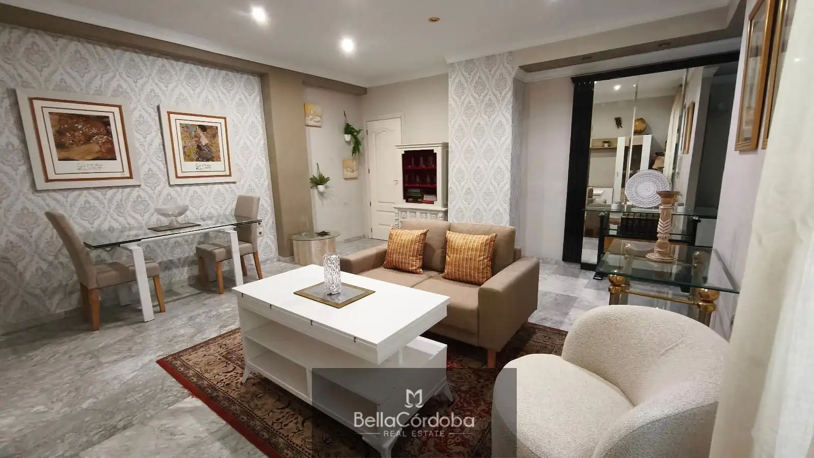 Living room of Flat for rent in Córdoba  with Air Conditioner