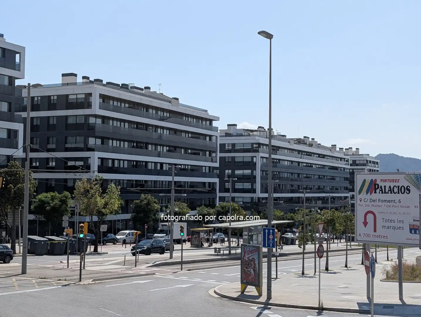 Vista exterior de Oficina de lloguer en Sant Just Desvern amb Aire condicionat i Calefacció