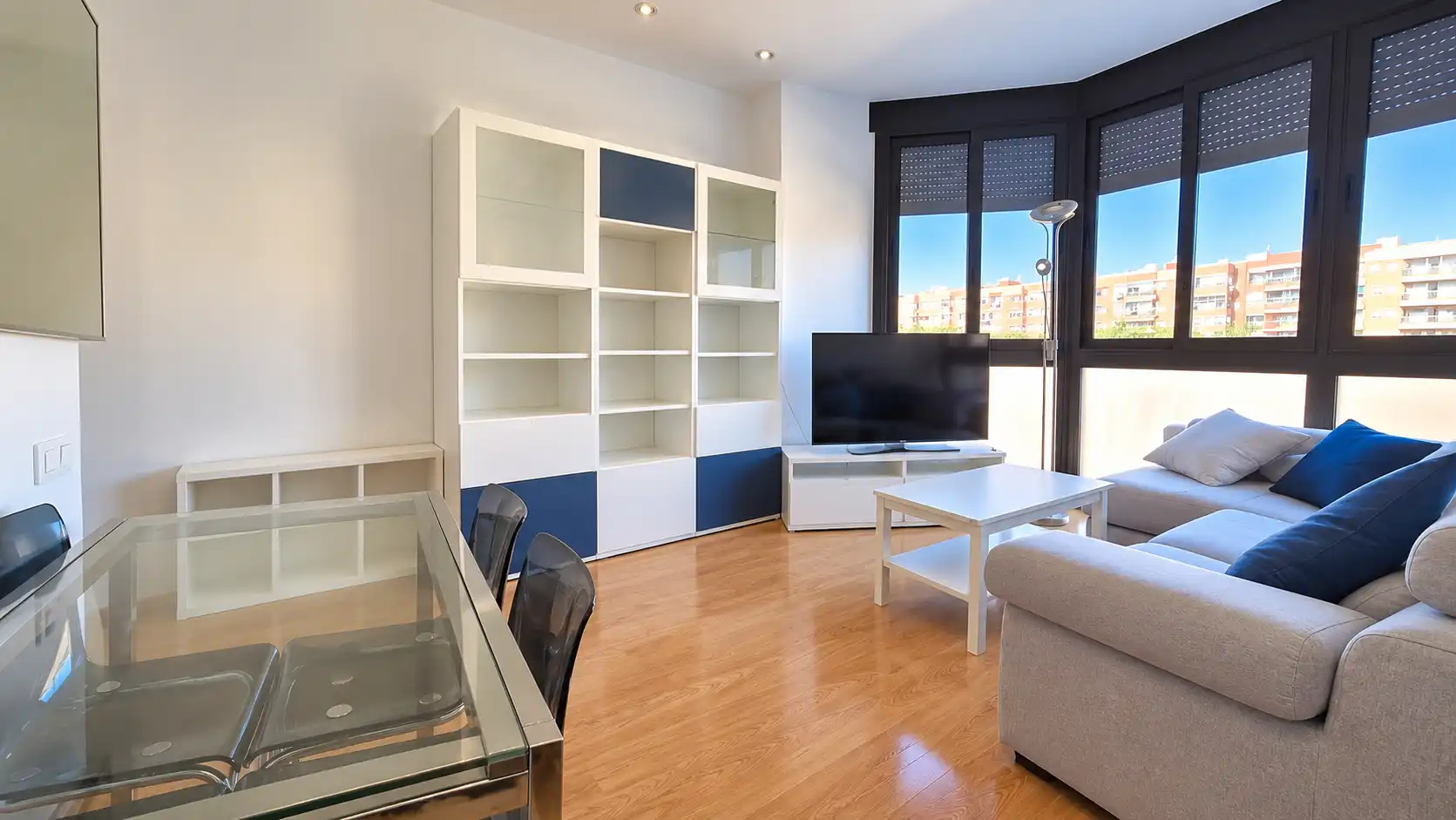 Sala d'estar de Pis en venda en Barcelona amb Aire condicionat, Calefacció i Parquet
