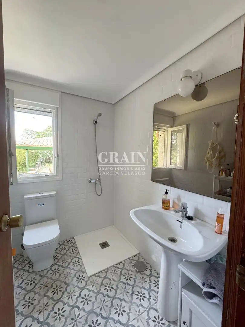 Garden of Houses for sale in Albacete  with Heating, Swimming Pool and Balcony