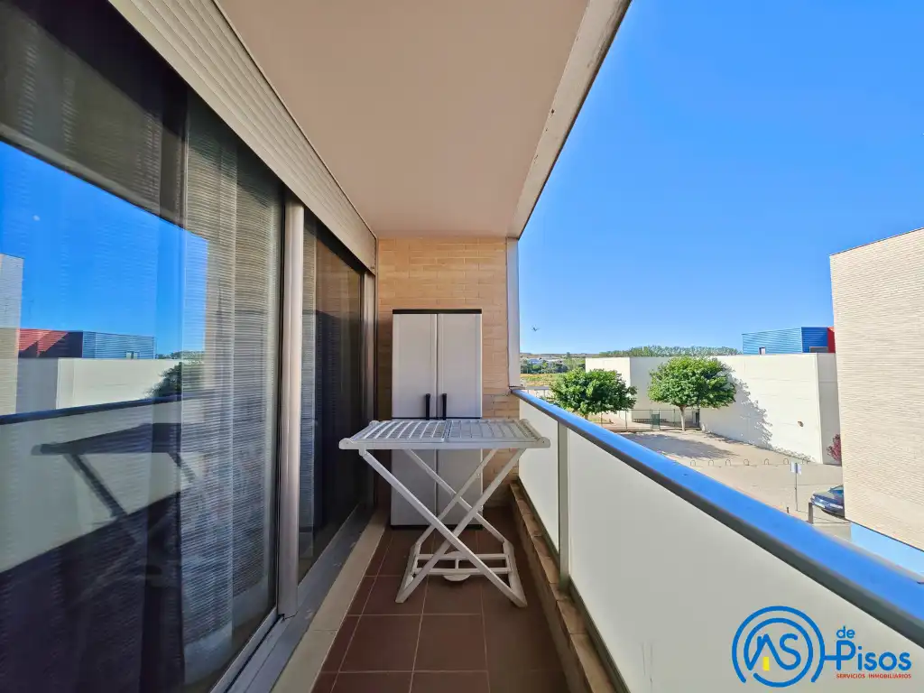 Terraza de Piso de alquiler en Cadrete con Calefacción, Jardín privado y Parquet