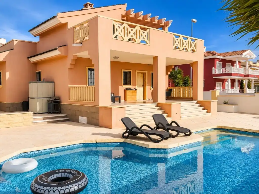 Piscina de Casa o xalet en venda en Rojales amb Jardí privat, Terrassa i Moblat