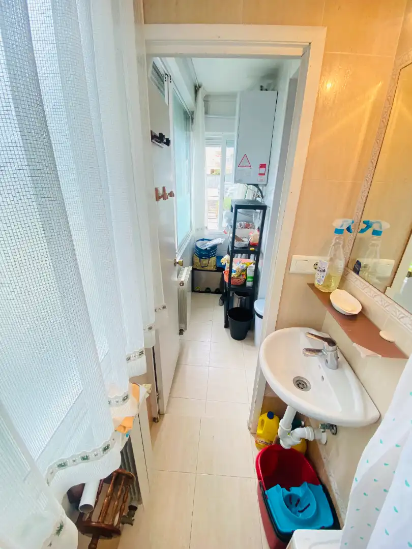 Cocina de Piso en venta en Santander con Calefacción, Parquet y Amueblado