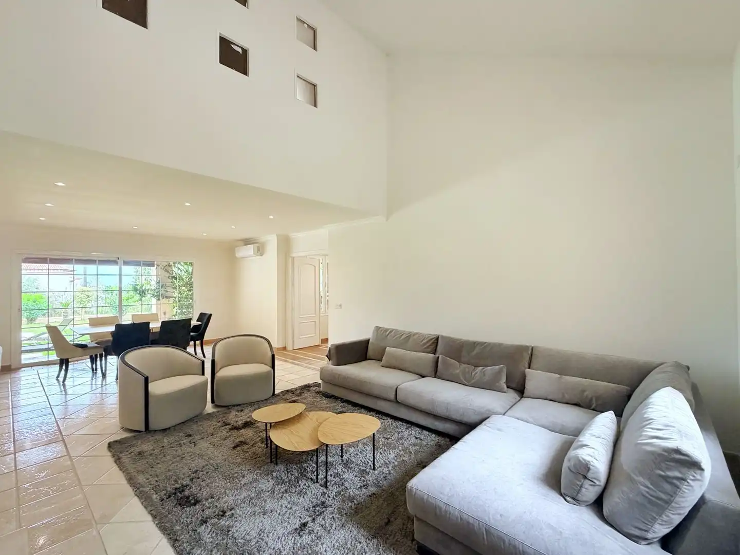 Sala de estar de Casa o chalet de alquiler en Benahavís con Aire acondicionado, Terraza y Trastero