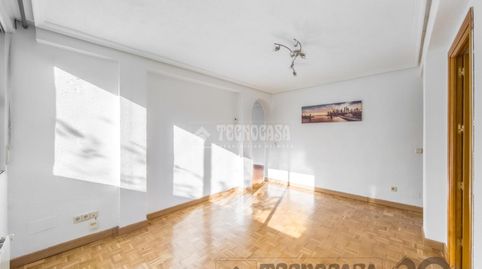 Photo 3 of Flat for rent in San Pascual, Madrid Capital