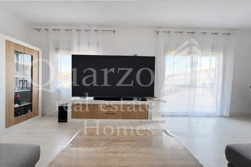 Living room of Flat for sale in Alfafar  with Furnished and Balcony