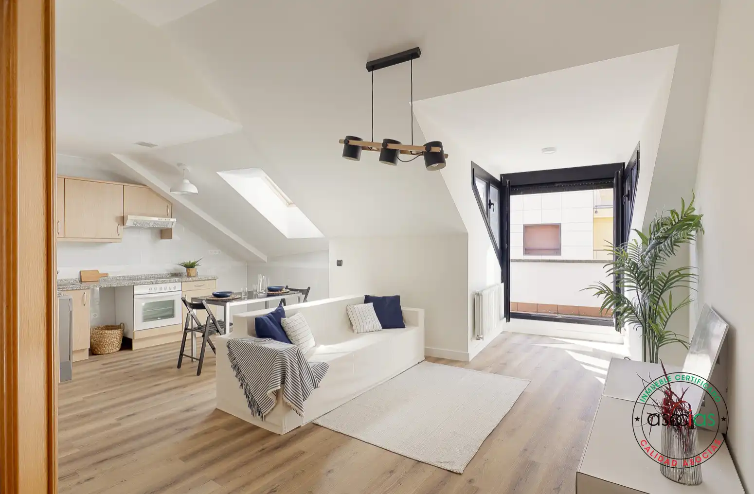 Sala de estar de Ático en venta en Gijón  con Calefacción, Terraza y Balcón