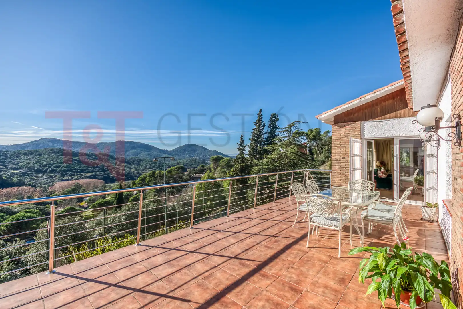 Casa o xalet en venda a Carrer Mare de Deu de Montserrat, 27, Vallromanes